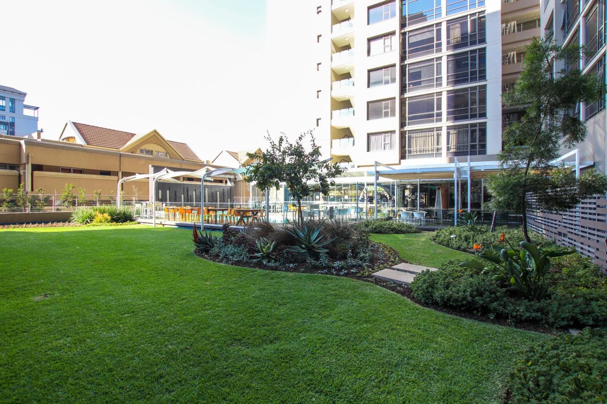 Cgrsa Apartments Sandton Johannesburgo Exterior foto
